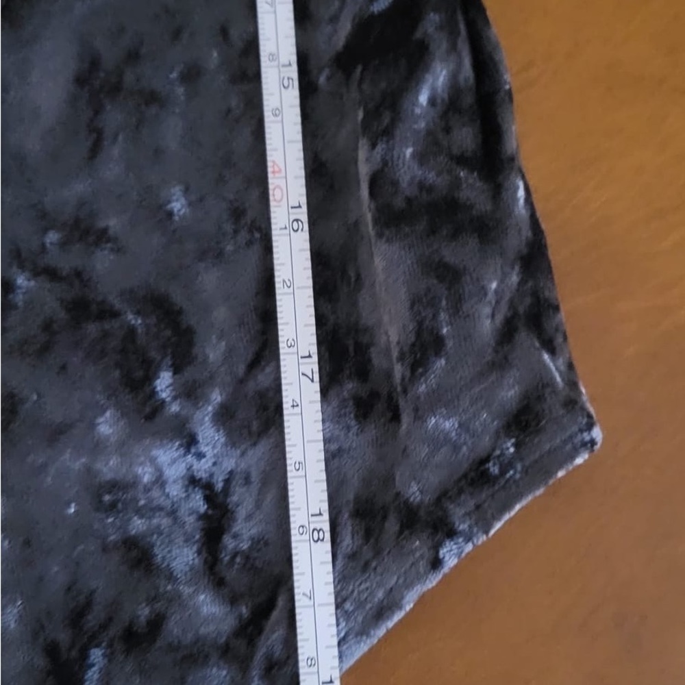 NWT Free People Don't You Wish Velvet Bodysuit V-neck Sunflower Seed Gray Sz XS - Picture 8 of 10